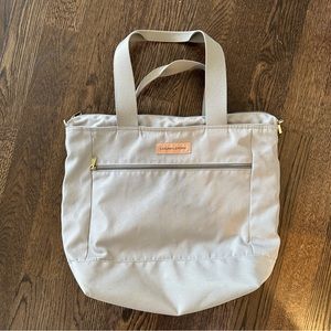 Logan + Lenora (now canvelle) grey crossbody